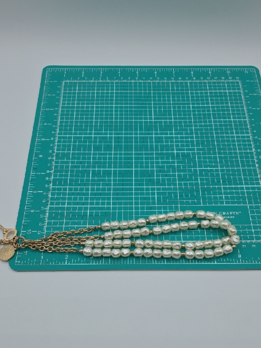 Chico's Pearl & Gold Charm Pendant Necklace - Ivory Pearls - Picture 5 of 9